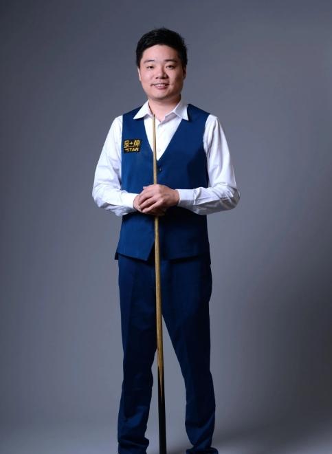 手感冰凉！麦克布莱德半场7中1仅拿2分1篮板2助攻