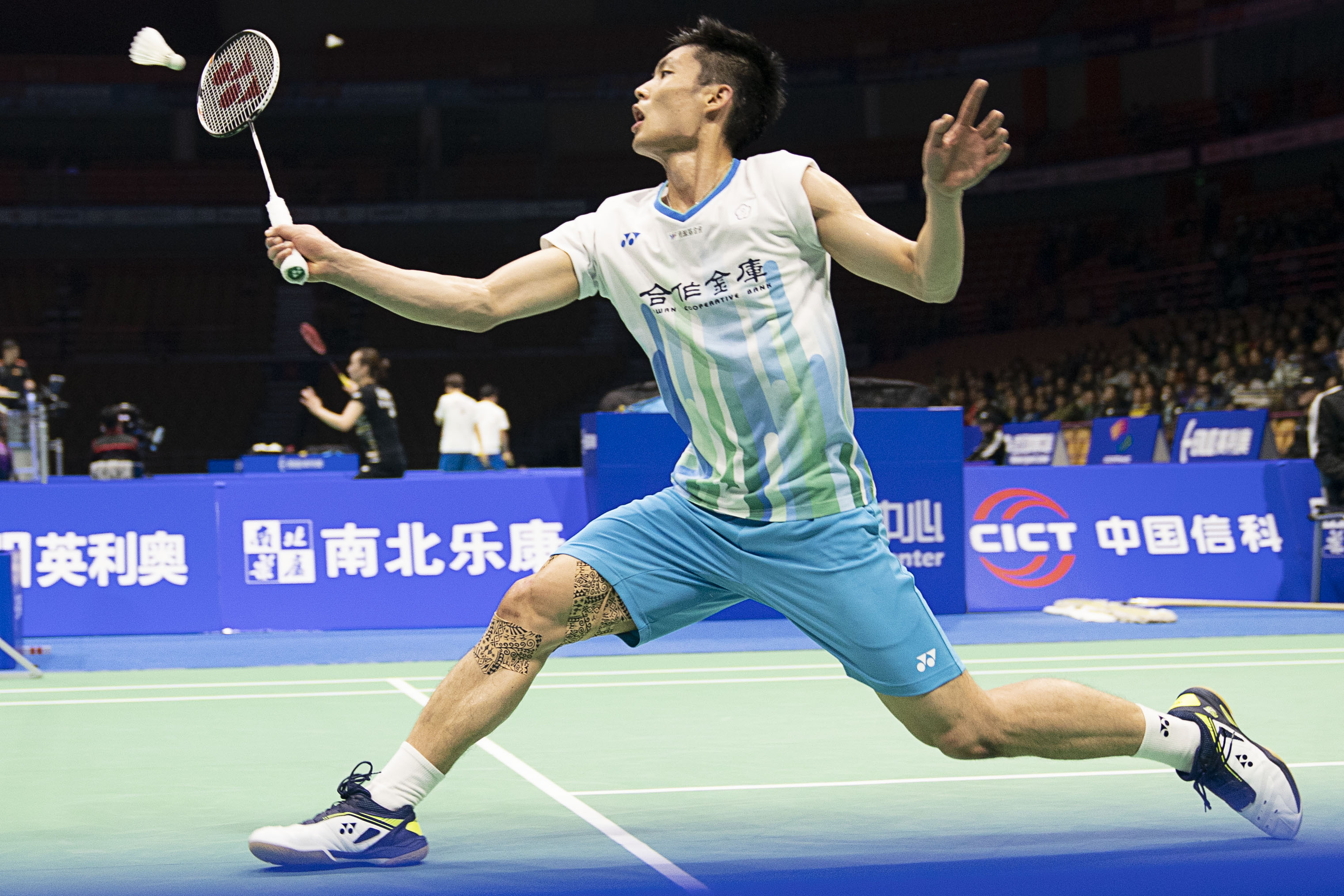 凭借果敢的 凭借果敢的